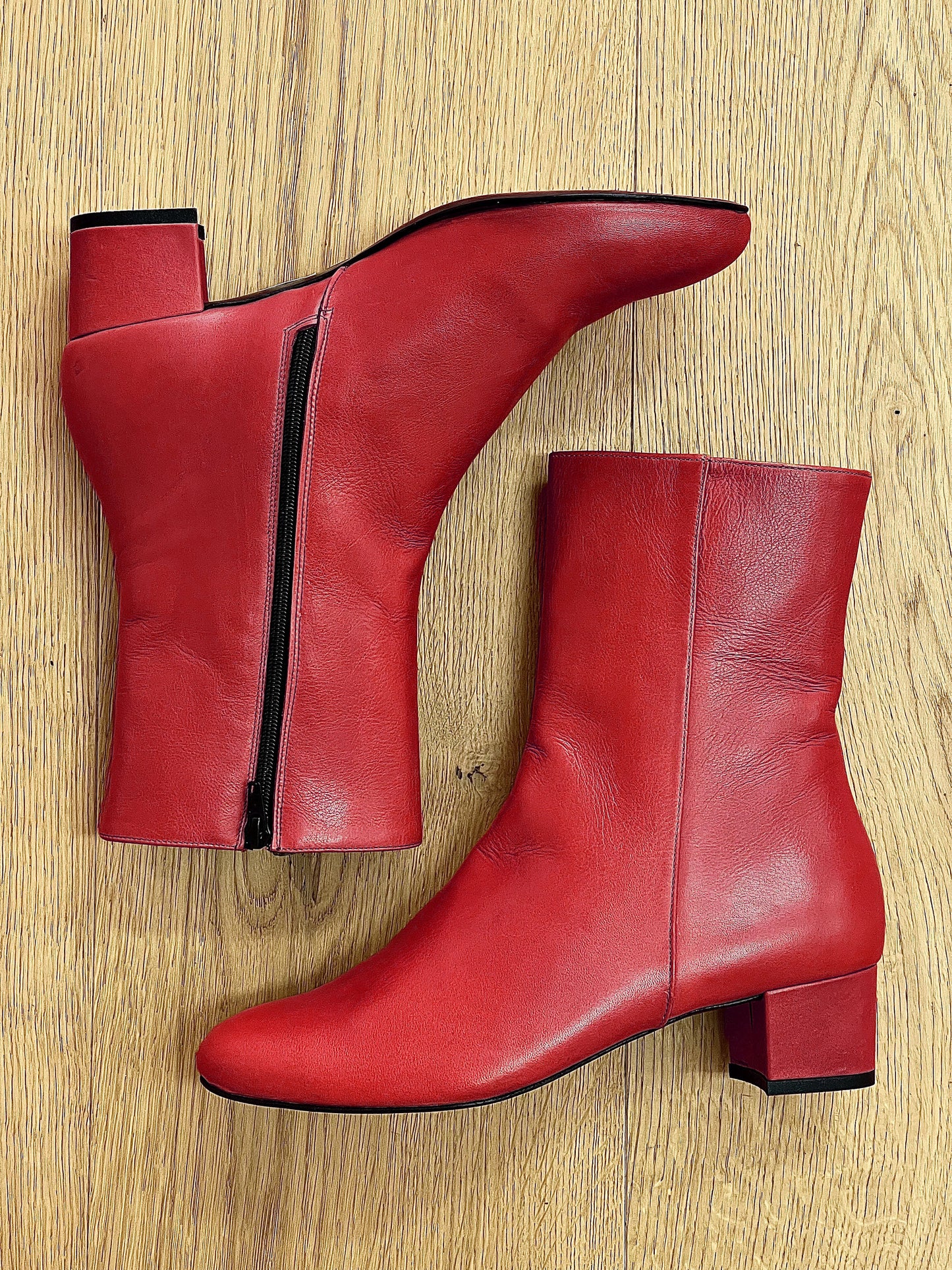 MAXIM LEATHER RED